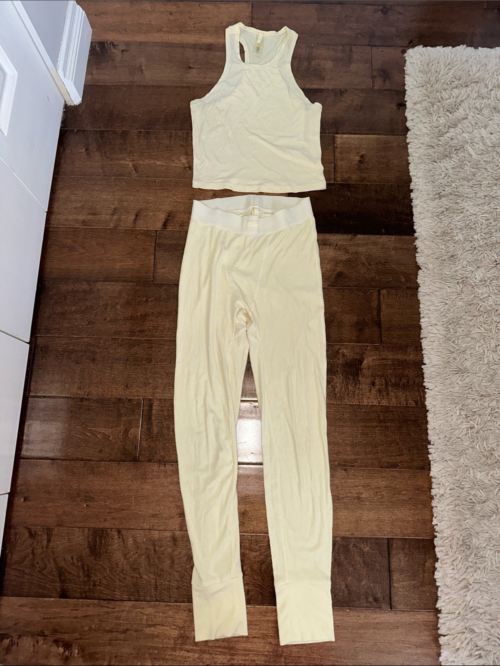 SKIMS SOFT LOUNGE RACERBACK TANK + LEGGING BUNDLE LIMITED EDITION: CITRINE SMALL